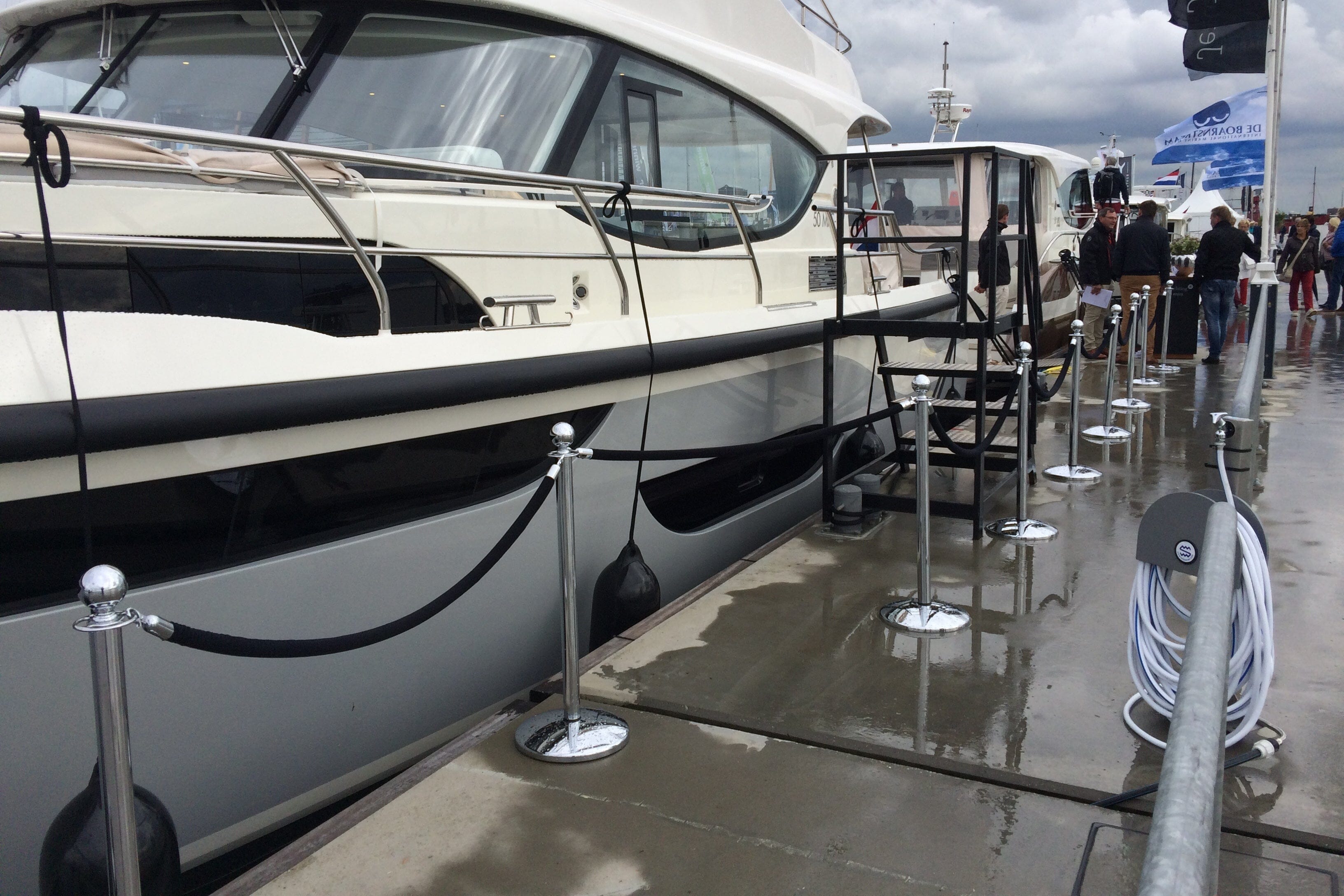 Afzetkoord Velours | Zwart - Chroom Afzetpalen | accessoires Rodelopers 