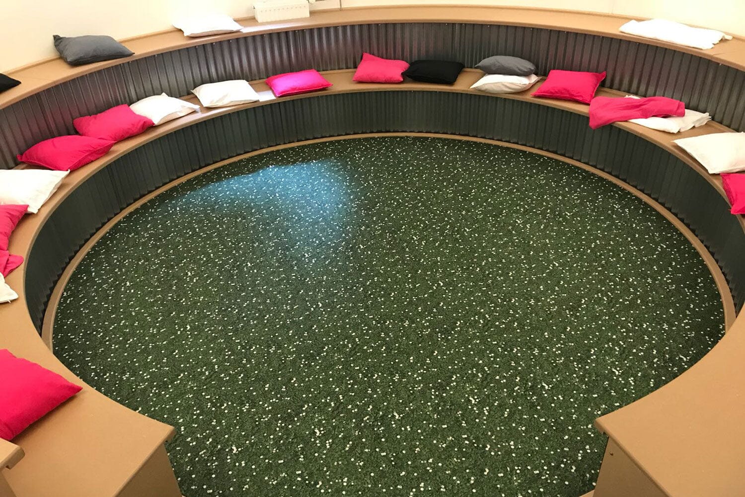 Tokyo Special | Loper met patroon | Bloemenweide | 200cm | GJ Floors