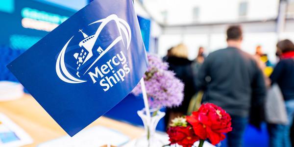 Mercy Ships vlaggetje